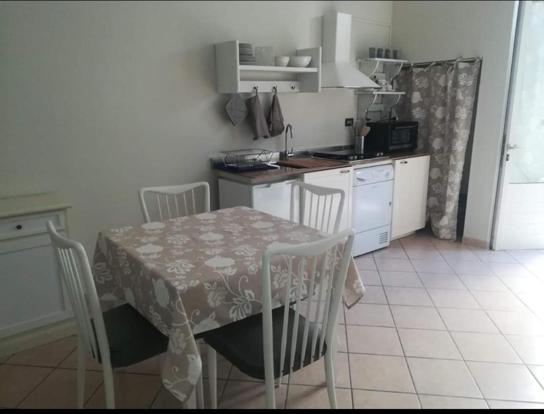 Apartment Clasa *